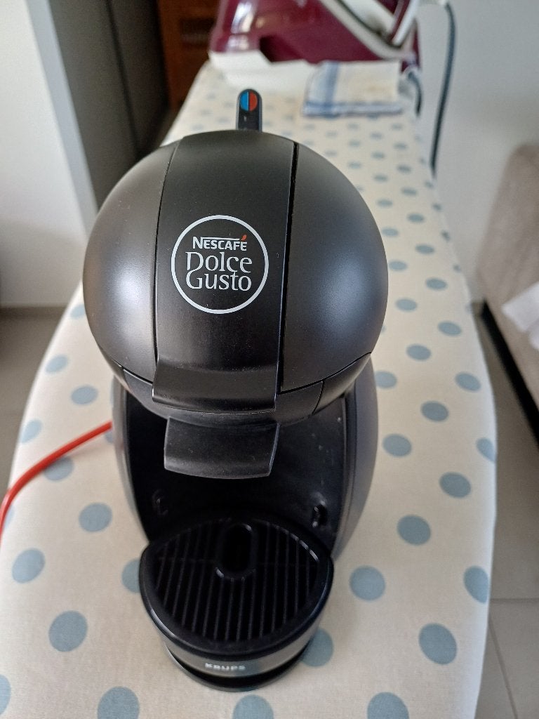Dolce Gusto, Ophalen, Gebruikt, Koffiemachine, 2 tot 4 kopjes