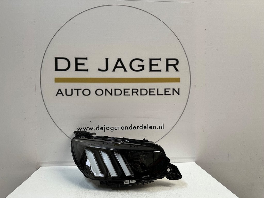 PEUGEOT 208 II 2008 II VOL LED KOPLAMP RECHTS 9841641980, Auto-onderdelen, Verlichting, Peugeot, Gebruikt