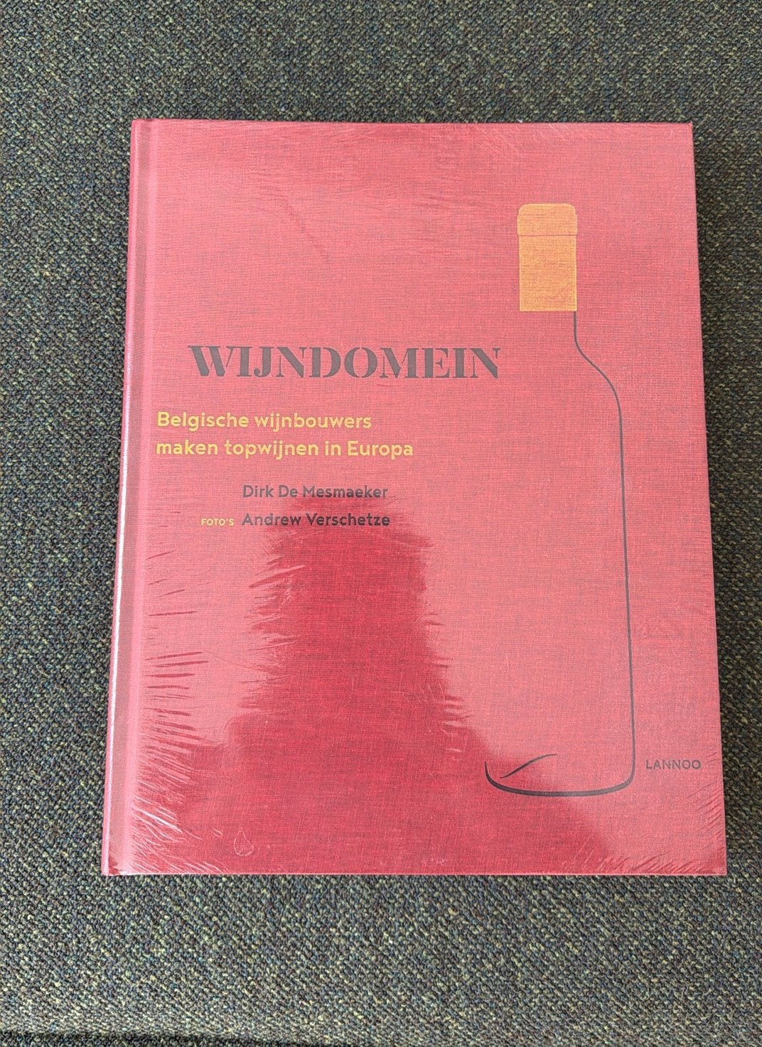Wijndomein - Designboek (Dirk De Mesmaeker), Livres, Art & Culture | Architecture, Enlèvement ou Envoi, Neuf, Autres sujets/thèmes