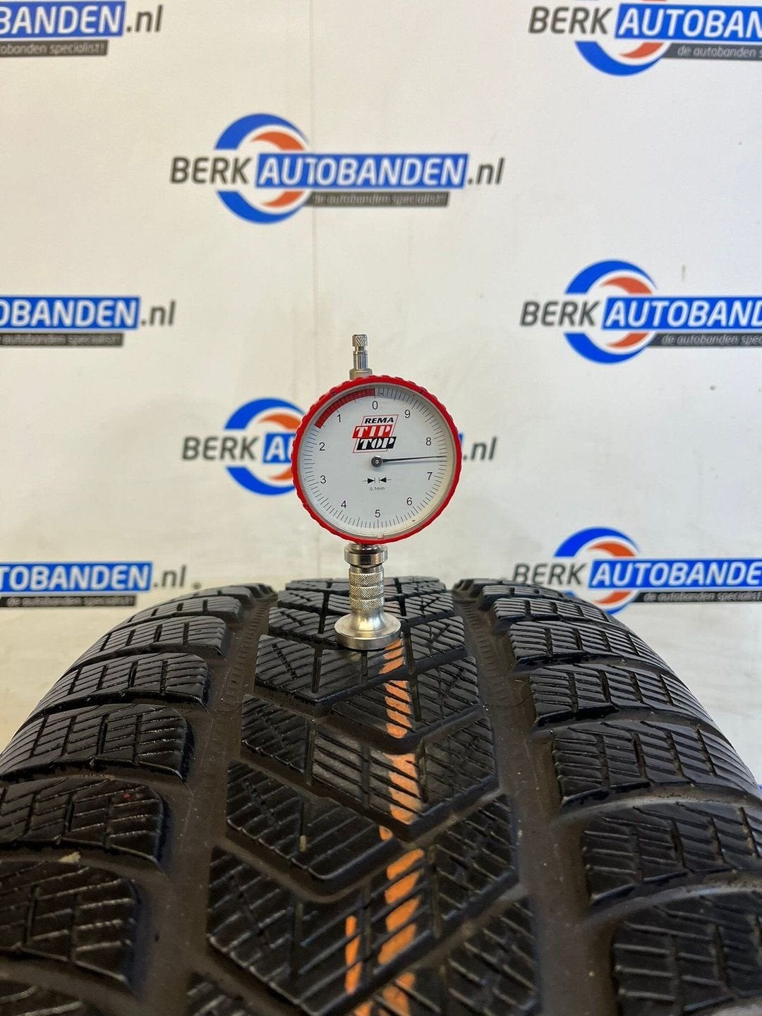 2x Pirelli Scorpion 265/50 R20 111H 265/50/20 2655020 (prijs, Pneus hiver, -, Pneu(s), Utilisé