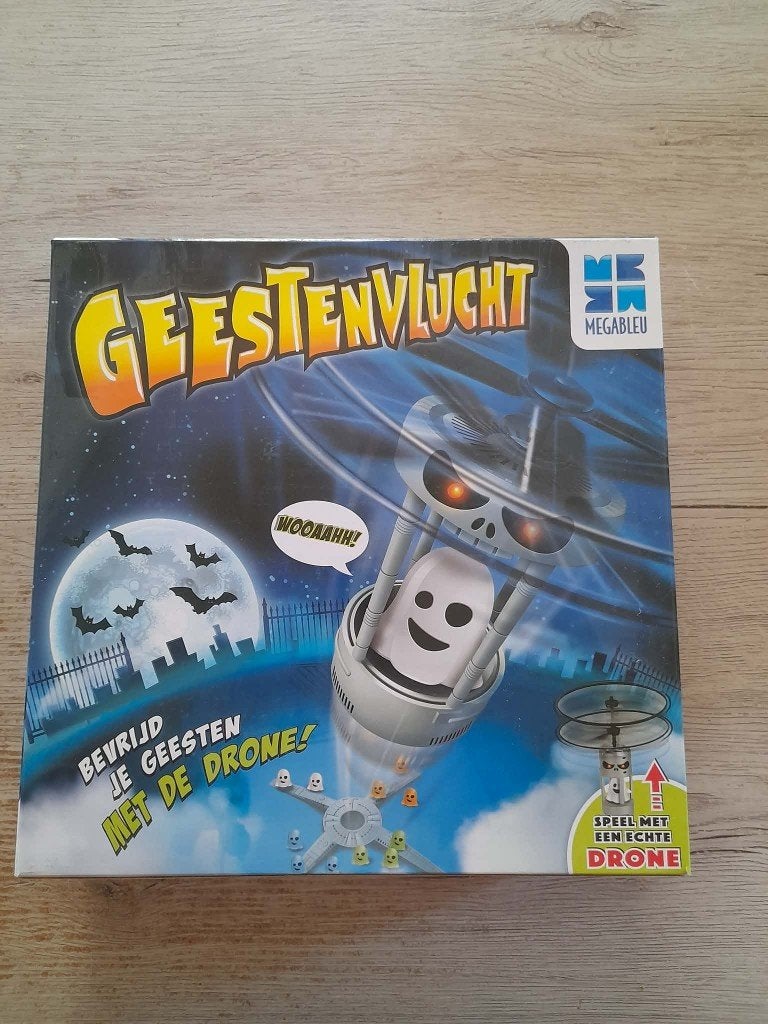 Geestenvlucht: gezelschapsspel met drone, Hobby en Vrije tijd, Gezelschapsspellen | Overige, Ophalen, Nieuw, Megableu