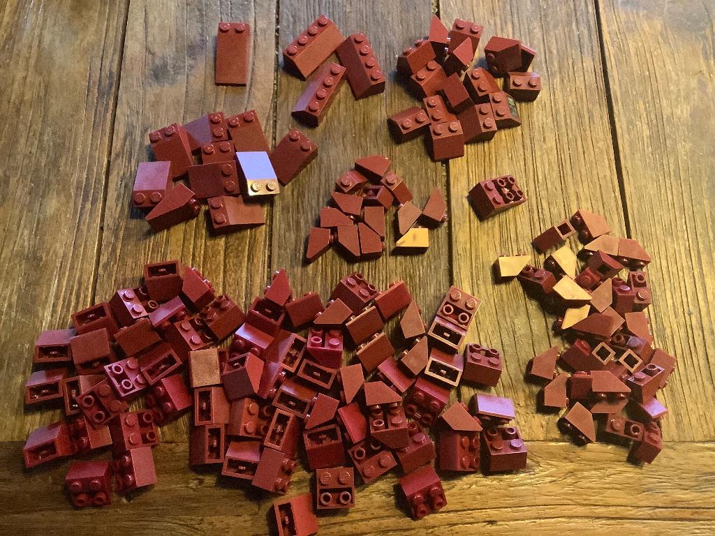 Lego slopes dark red 142 stuks / 716-15, Ophalen of Verzenden, Gebruikt, Losse stenen, Lego