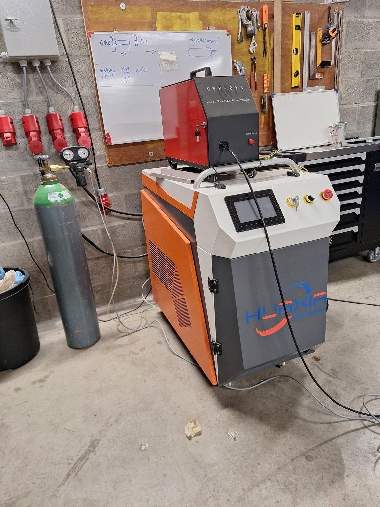 Laser lasser 2.5 kW, Zakelijke goederen, Machines en Bouw | Metaalbewerking, Ophalen