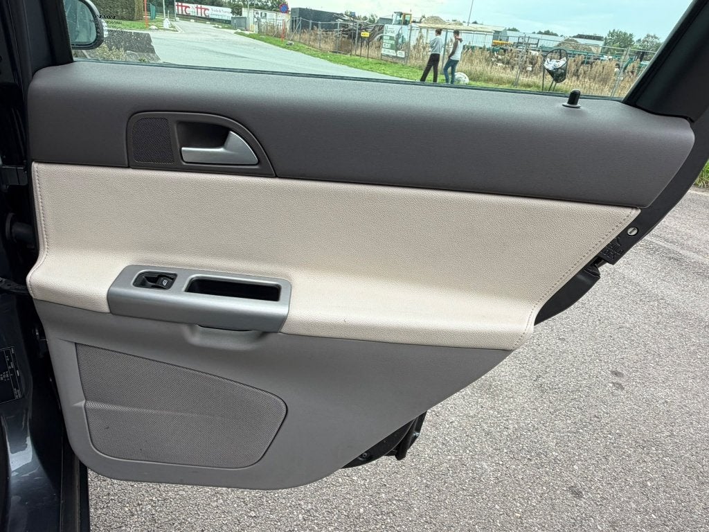 Volvo S40 (Stock ID 98543) — 16