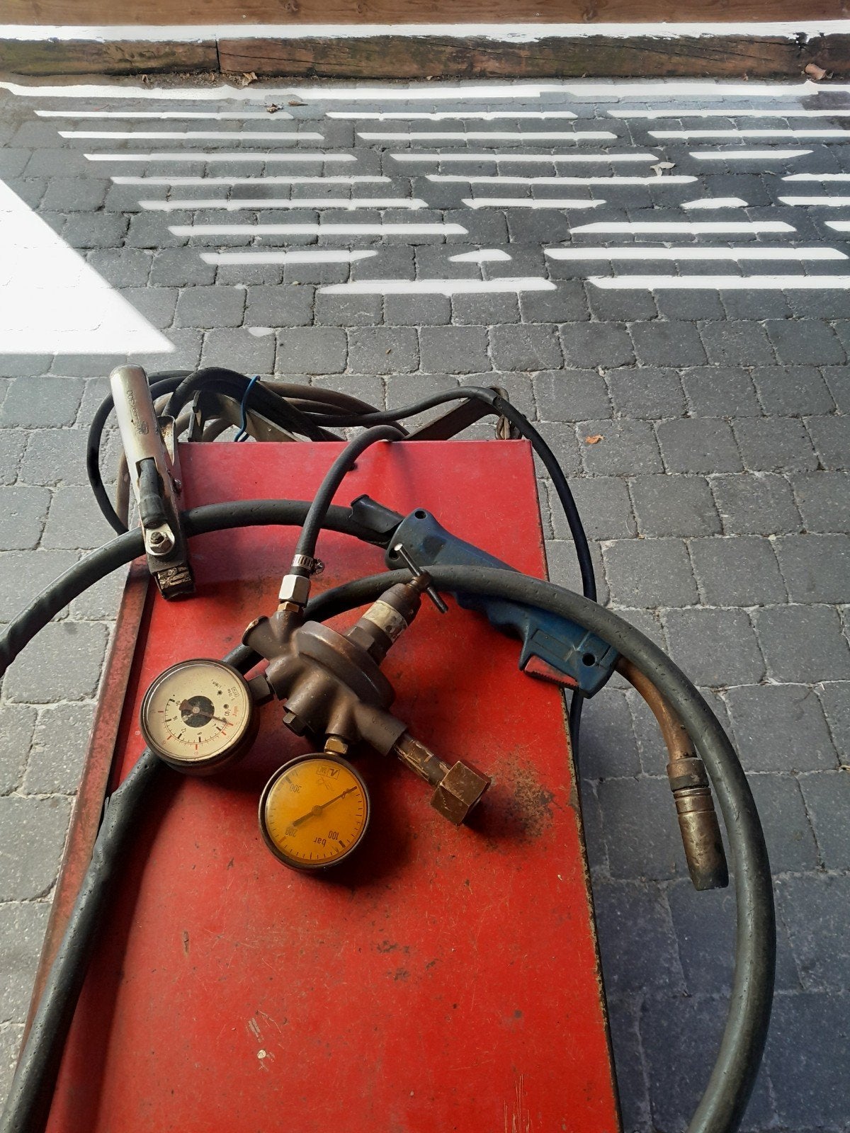 machine à souder, Enlèvement, Utilisé, 150 à 250 ampères, CO2