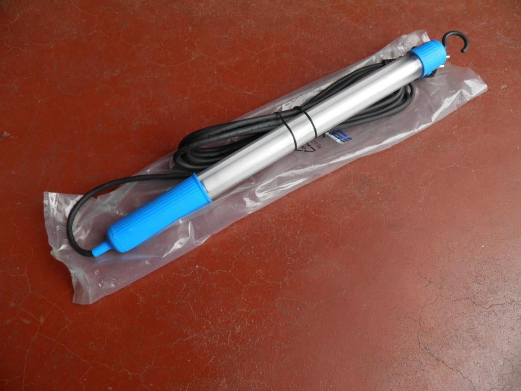 Nieuwe TL draaglamp nooit gebruikt en in goed werkende staat, Enlèvement, Neuf, Moins de 50 watts, Lampe avec luminaire