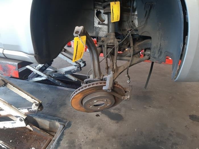 Wielnaaf voor van een Chrysler 300 C, Gebruikt, -, -, 3 maanden garantie