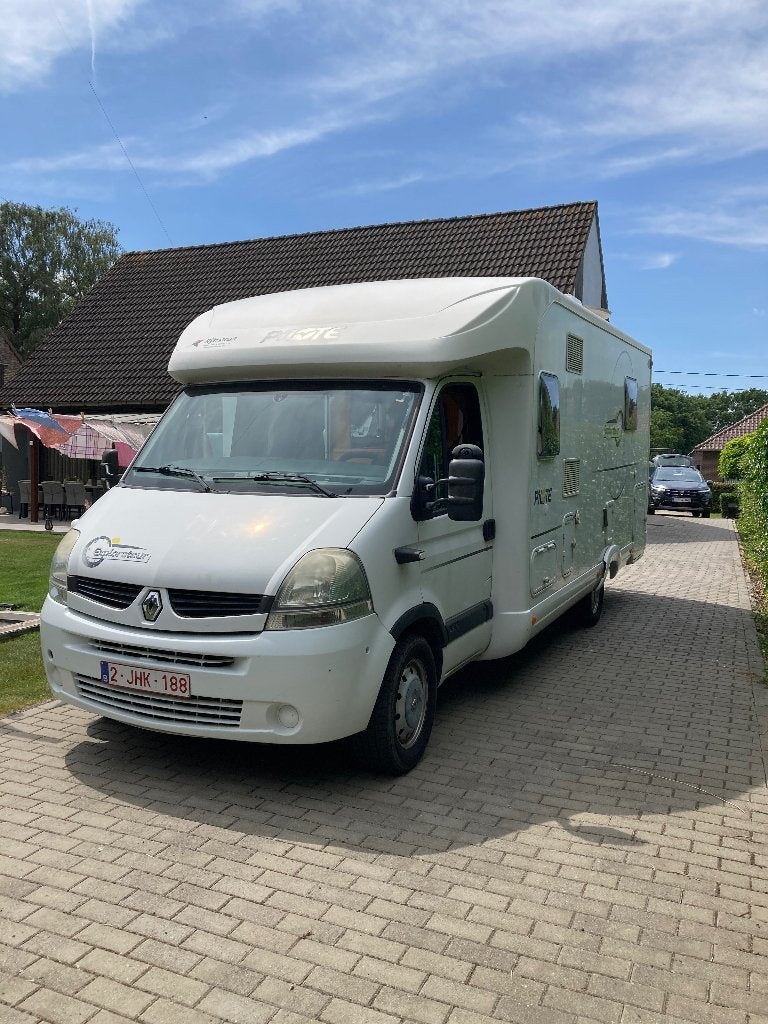 Pilote Explorateur 715FC semi-integraal camper, Integraal, Ringverwarming, Pilote, 7 tot 8 meter