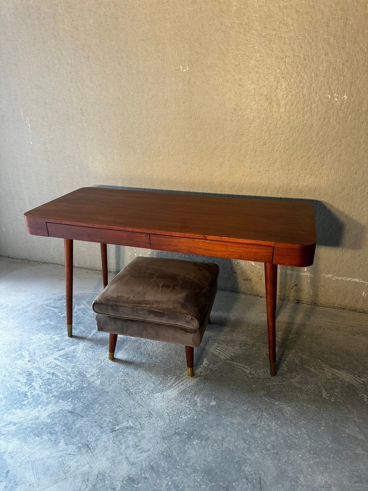 Bureau + stijlvolle voetenbank, Antiek en Kunst, Ophalen