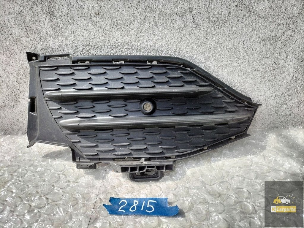 a2538857604, BADGES DE PARE-CHOCS MERCEDES GLC AMG, Mercedes-Benz AG, Mercedes-Benz, Utilisé, Mercedesstrasse 120
70372  Stuttgart, DE