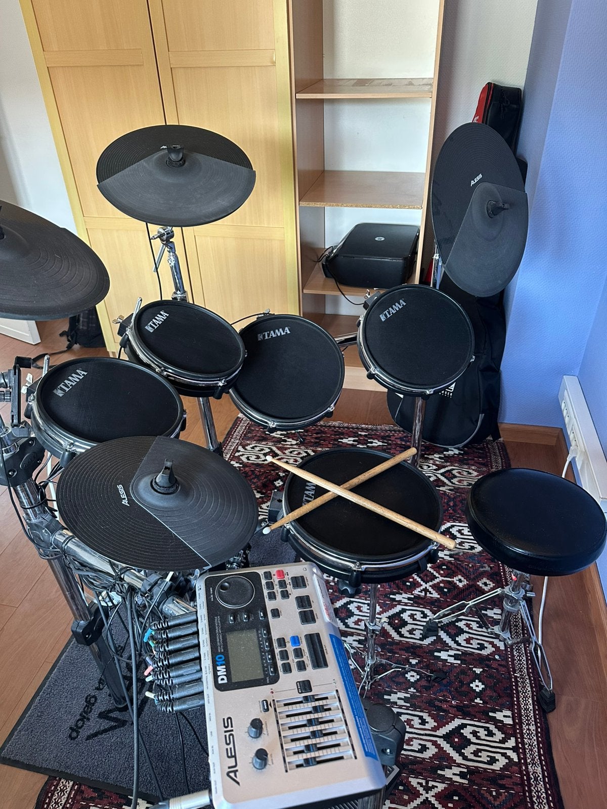 Alesis electrische drumstel, Musique & Instruments, Batteries & Percussions, Enlèvement, Comme neuf, Tama, Électronique