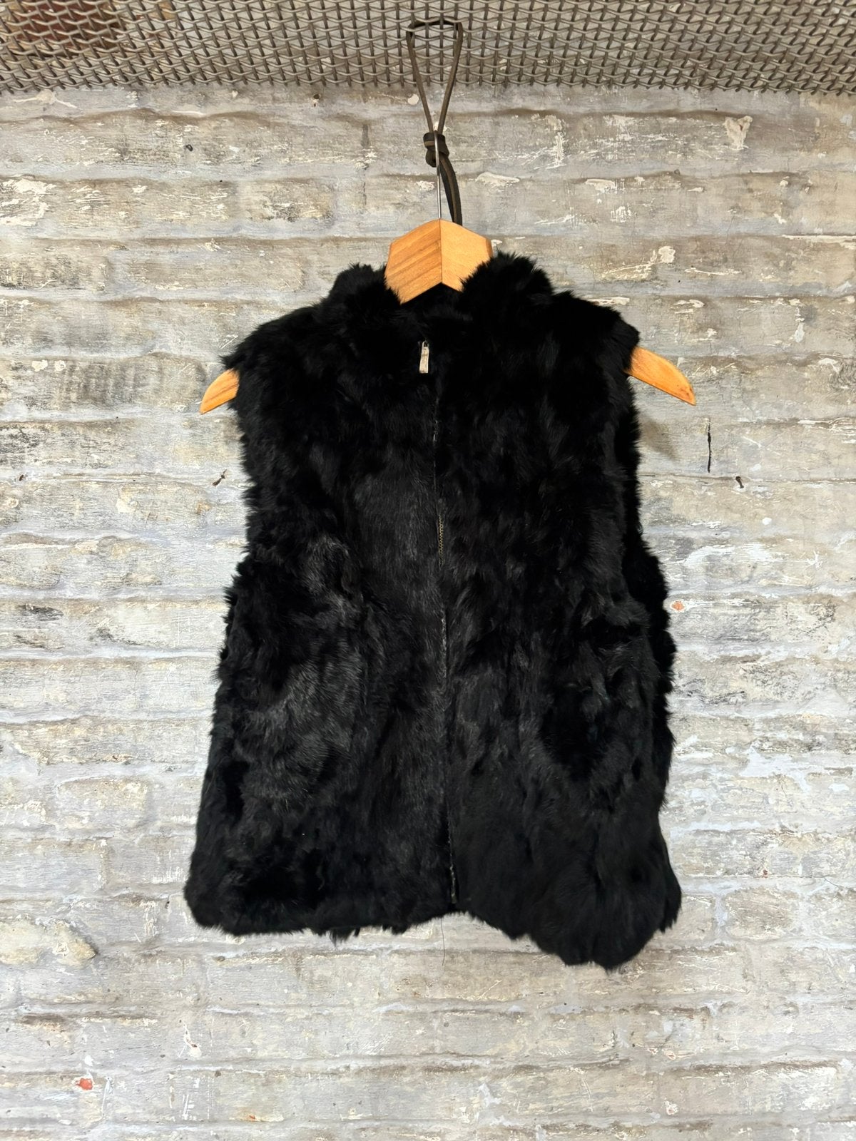 Blouson sans manche en fourure, Enlèvement, Comme neuf, Taille 38/40 (M), Noir