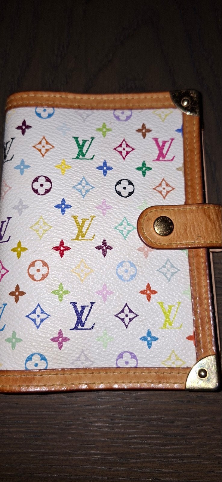 Calendrier Louis Vuitton, Enlèvement