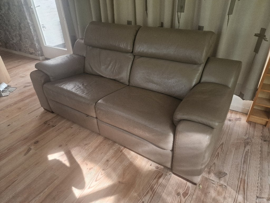 Lederen 2 zit zetel. Voorzien van 2 relaxen., Ophalen, Gebruikt, 150 tot 200 cm, Tweepersoons