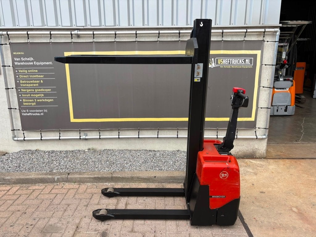 Gerbeur électrique BT HWE 100 VS-22946, Autos : Pièces & Accessoires, Batteries & Accessoires, Utilisé, Enlèvement ou Envoi