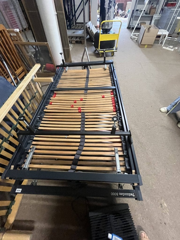 Lattenbodem ( 2 stuks ) 100 op 200 cm, Ophalen, 100 cm, Zo goed als nieuw, Bedbodem