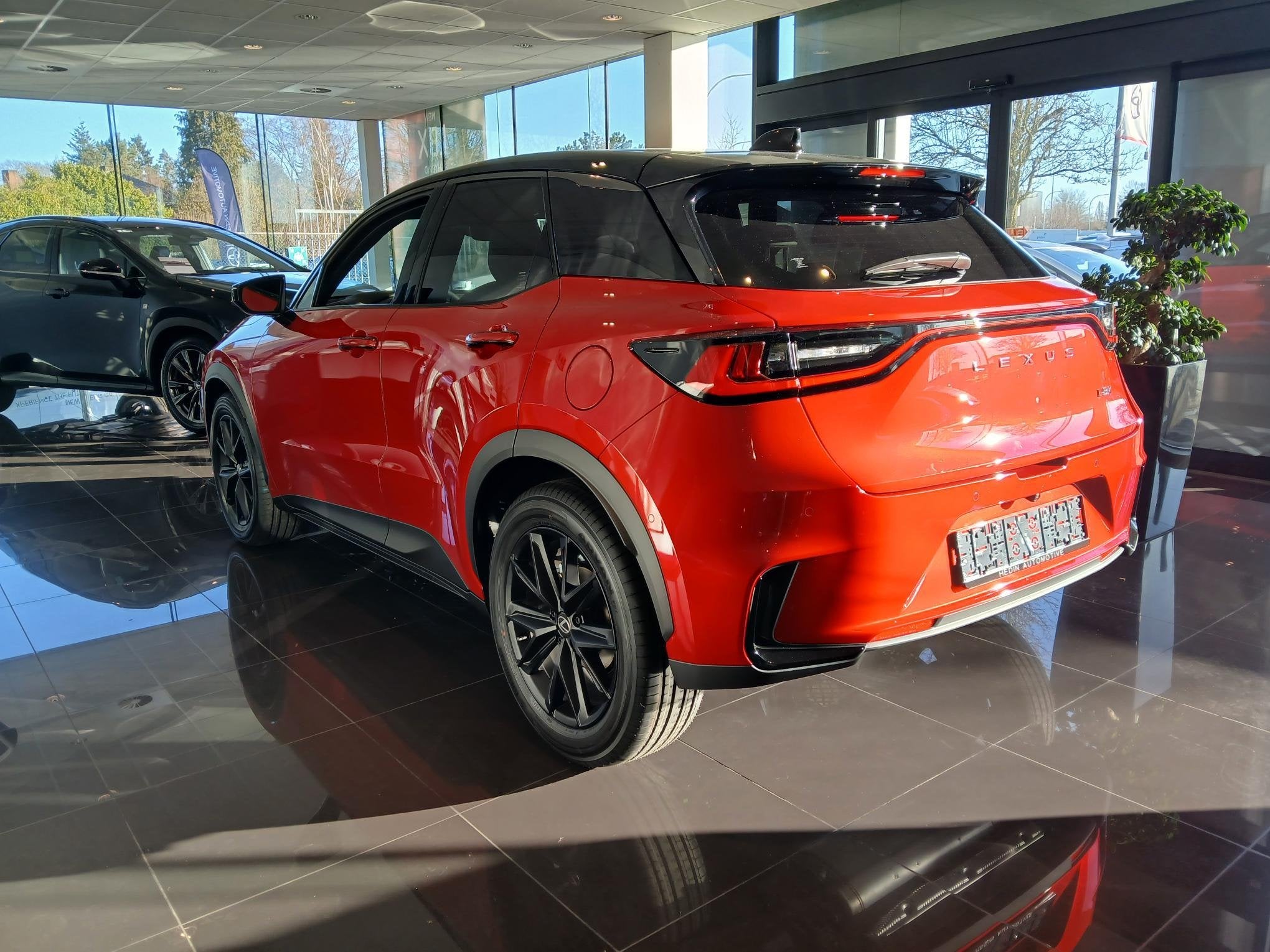 Lexus LBX 1.5 HEV Auto Vibrant Edition (automatique), Autos, Lexus, Achat, 750 kg, LBX, 103 g/km
