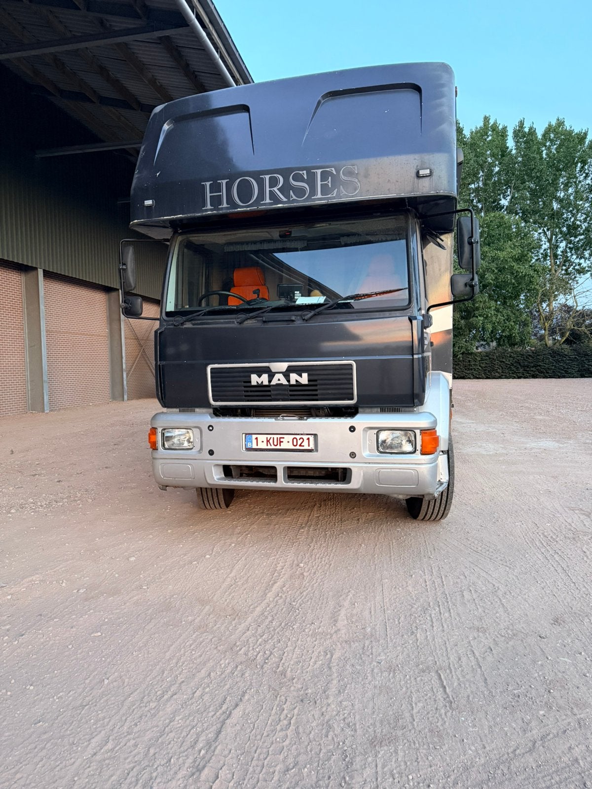 Paardevrachtwagen 18T 5paarden mobilhome ingeschreven, Ophalen, Overige materialen