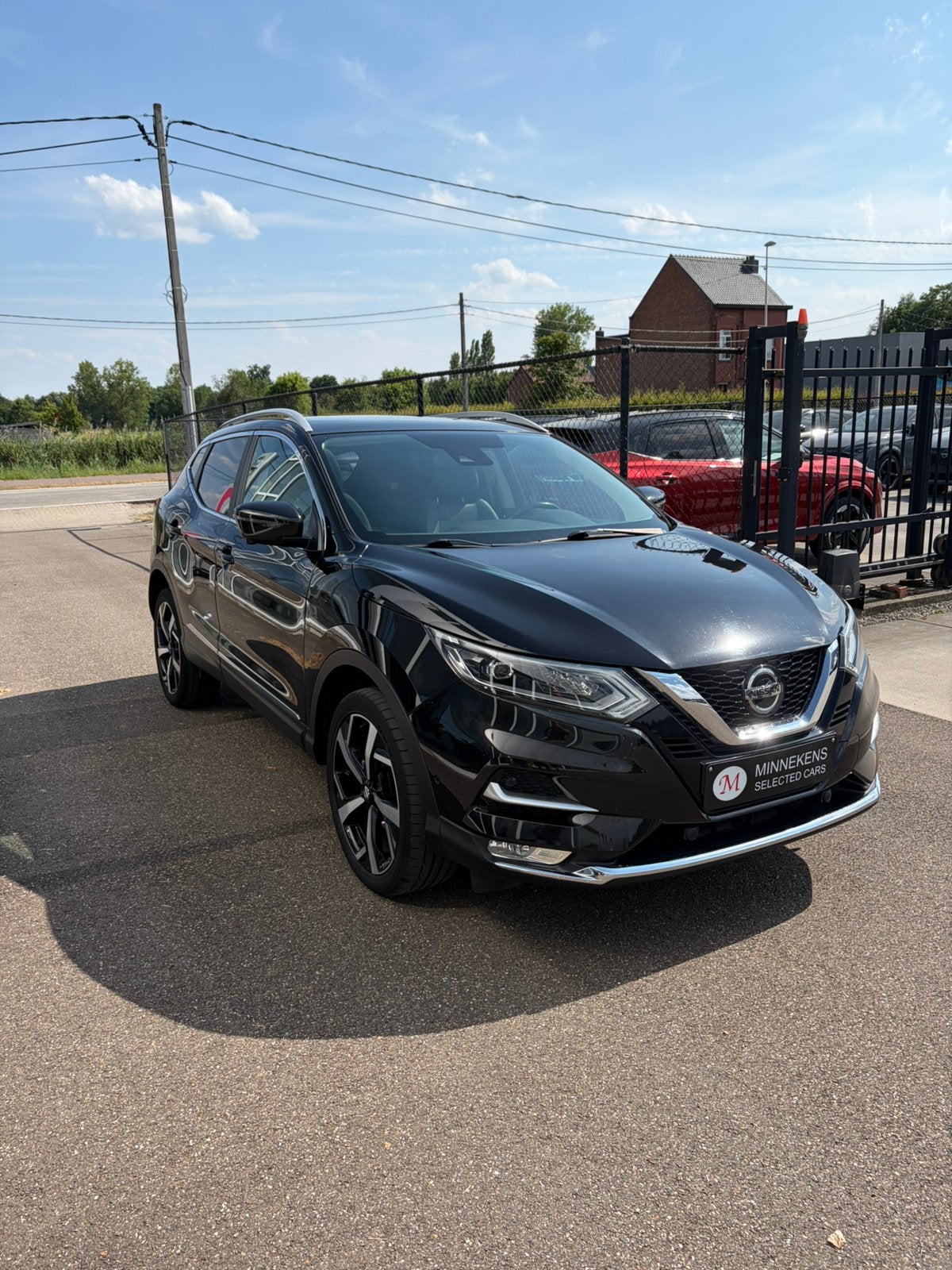 Nissan Qashqai benzine 2019  90000 km, Auto's, Nissan, Voorwielaandrijving, 4 cilinders, Leder en Stof, Zwart