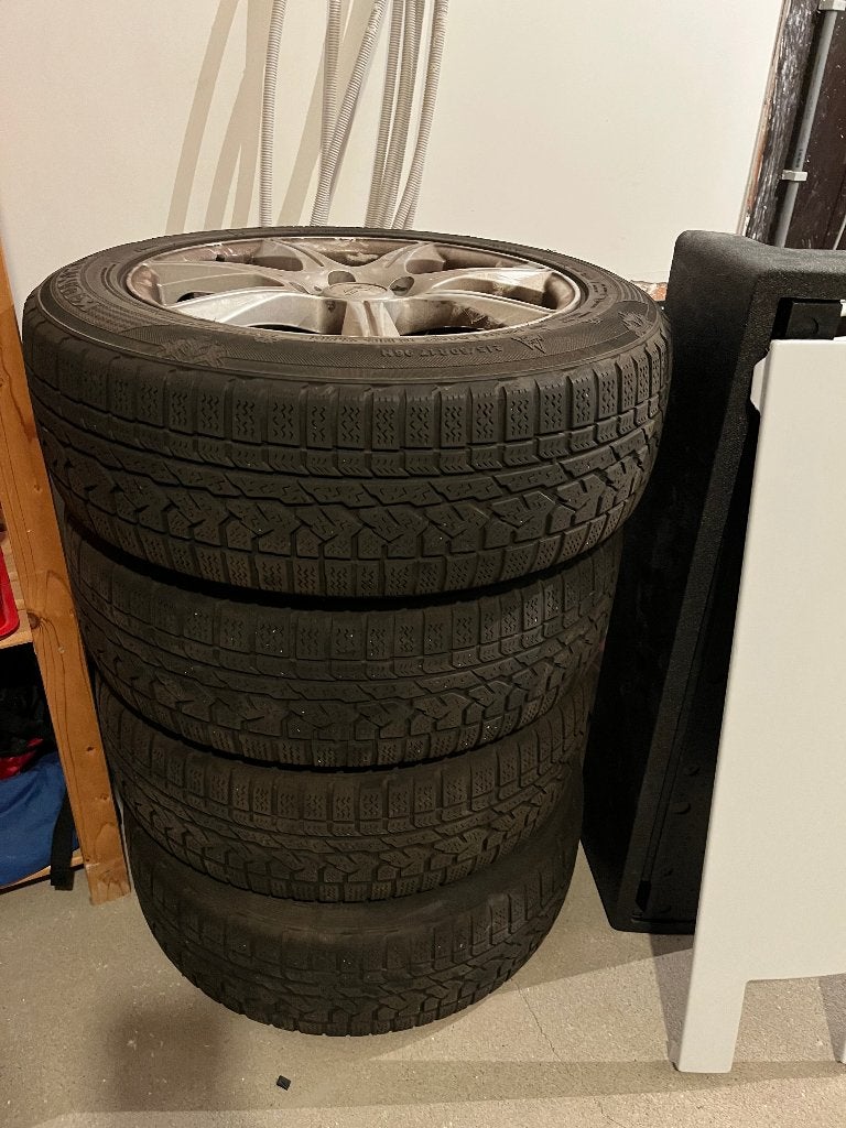 Banden en velgen, Auto-onderdelen, Ophalen, Banden en Velgen, 17 inch, Winterbanden