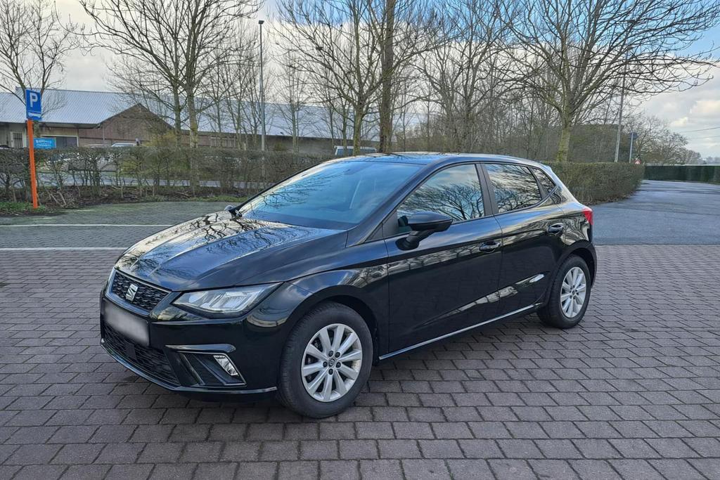Seat Ibiza, Autos, Seat, Particulier, Ibiza, Air conditionné, Apple Carplay, Ordinateur de bord, Essence, Euro 6, Berline, 5 portes