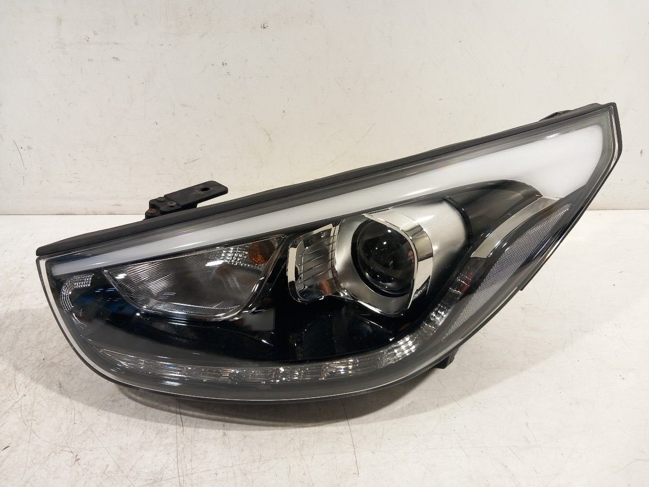 Koplamp links Hyundai iX 35, Onderdelen@venauto.nl, Van der Ven Autorecycling B.V., Gebruikt, Ettenseweg 76, 4706 PB Roosendaal, The Netherlands