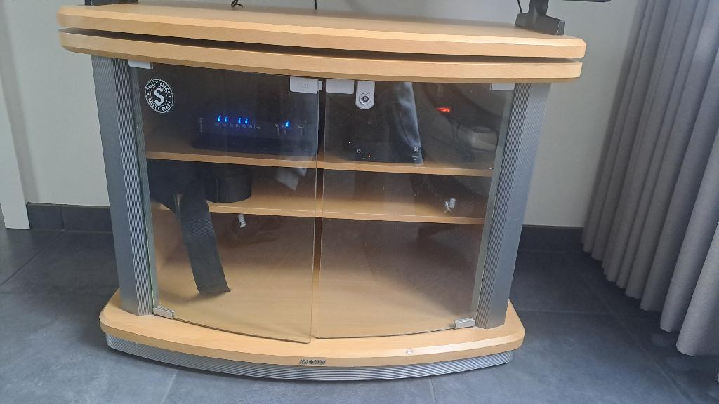 Gratis tv kast, Ophalen, Gebruikt, 50 tot 100 cm, Minder dan 100 cm