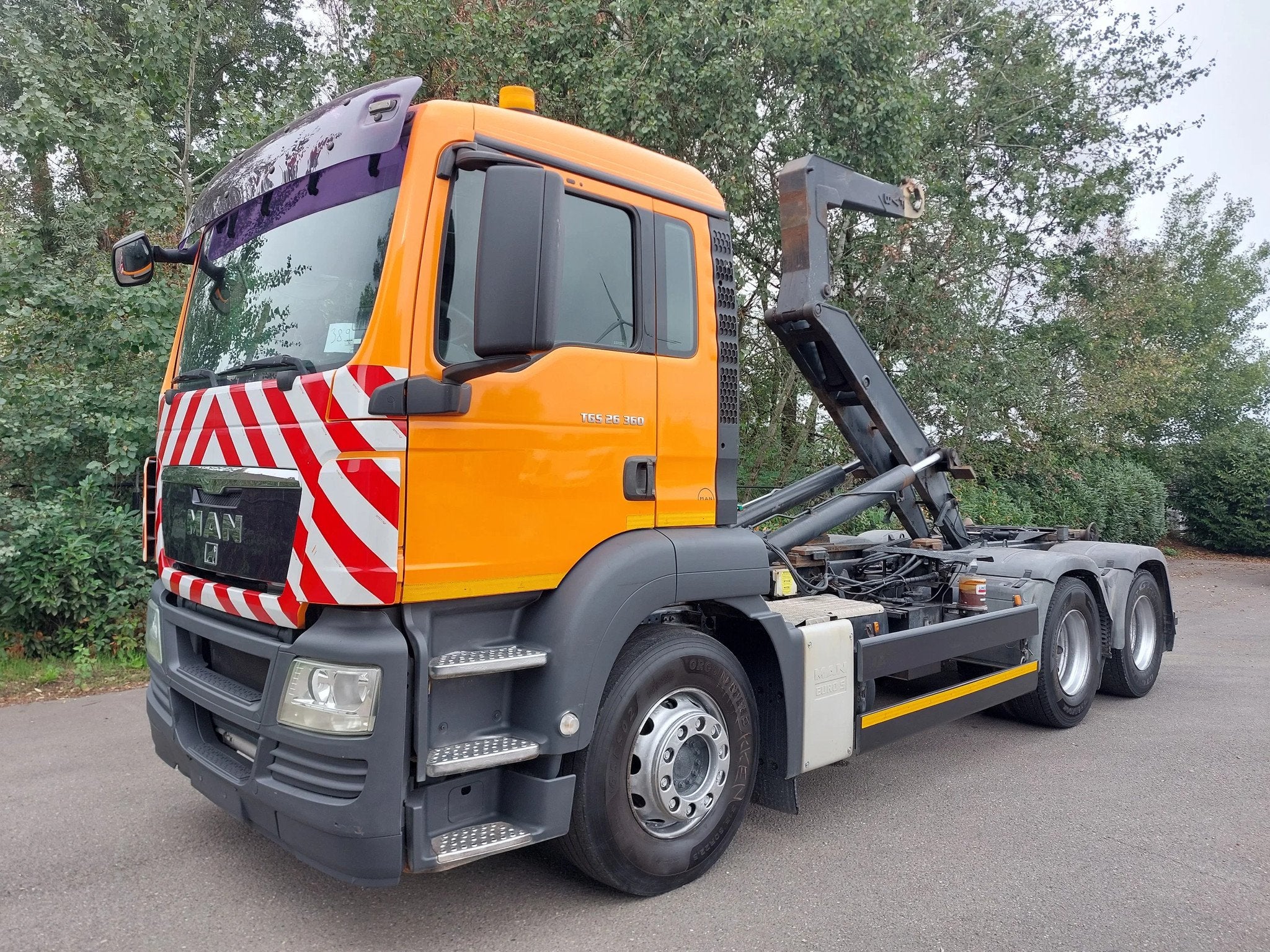 MAN TGS 26.360 6x4 BB – Manual – Knickarm abrolkipper, Autos, Achat, Entreprise, Boîte manuelle, Verrouillage central