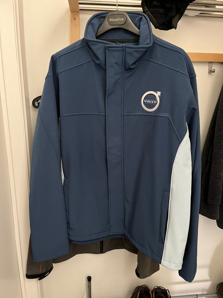 Volvo Cars Softshell jas Original XL, Verzamelen, Automerken, Motoren en Formule 1, Nieuw, Auto's, Ophalen of Verzenden