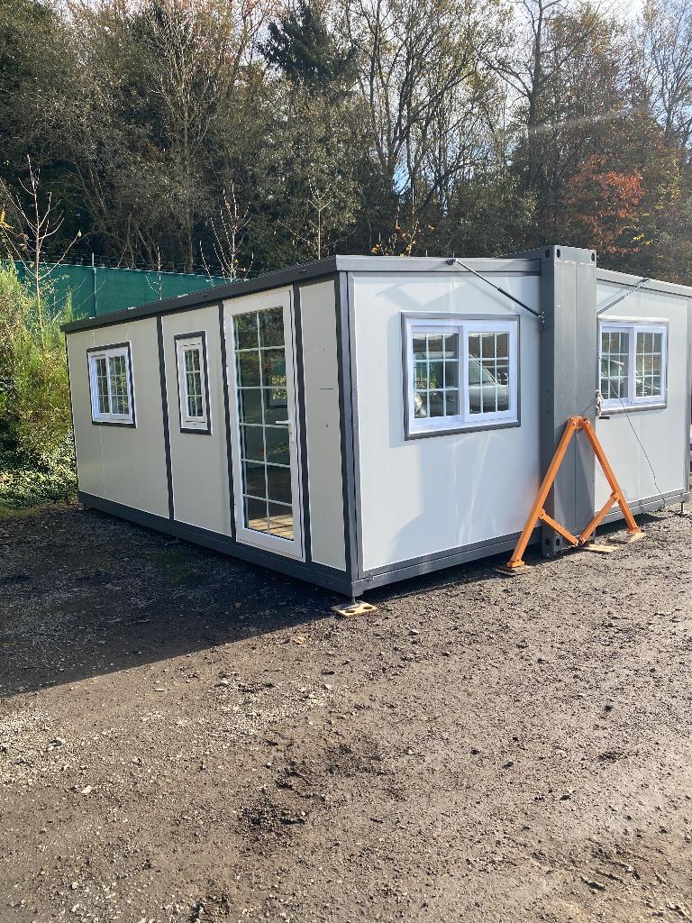 Conteneur pliable 5,80 x 5 m – montage rapide – prix TVAC, Enlèvement