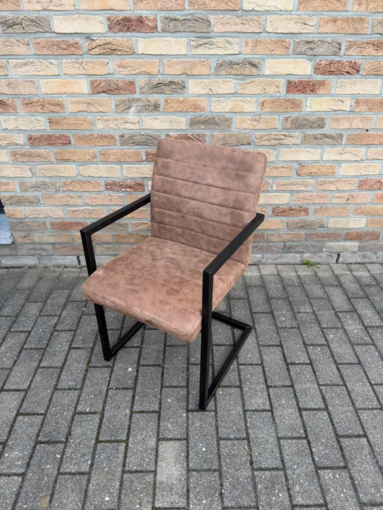 Chaises à vendre, Tissus, Autres couleurs, Enlèvement, Cinq, Six Chaises ou plus
