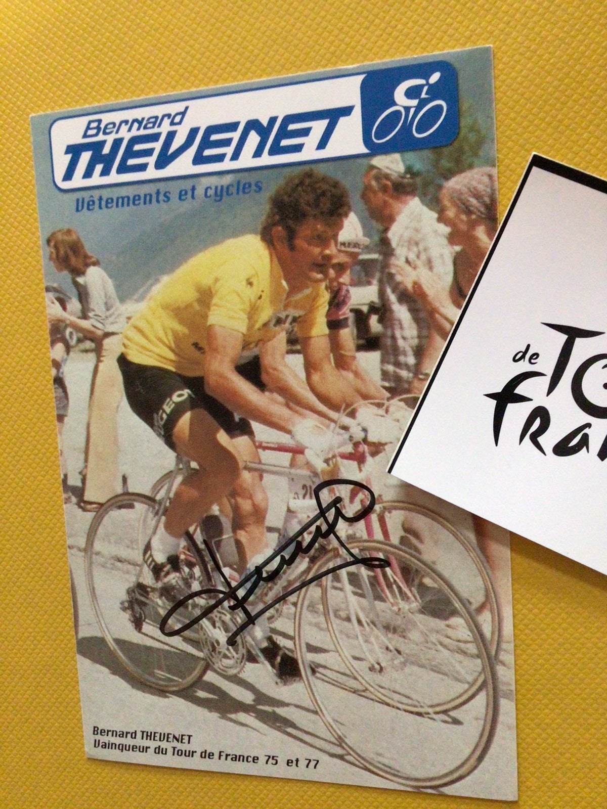 Wielerkaart tour de france bernard thevenet signe, Verzenden