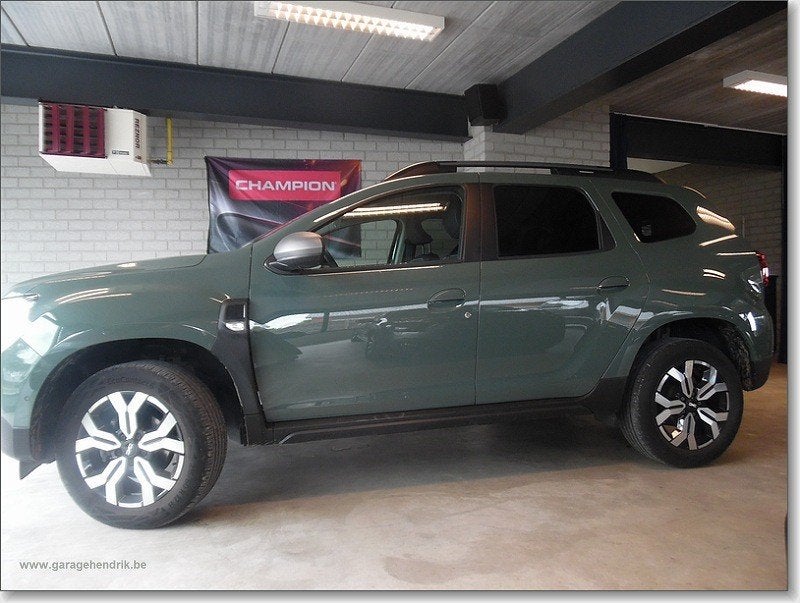 dacia duster benzine manueel 27500 km. 2023, Duster, 67 kW, Android Auto, Bedrijf