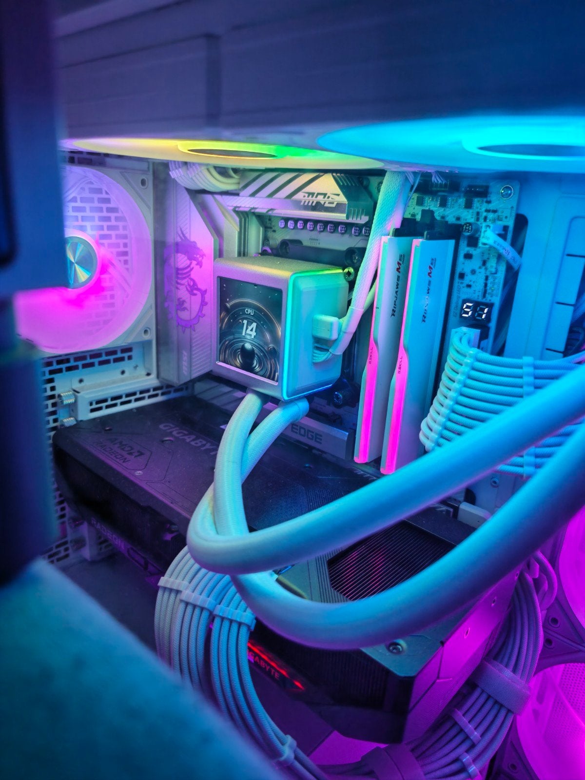 Pc blanc Ryzen 9 rx 9070xt 32gb 2tb, Ophalen of Verzenden