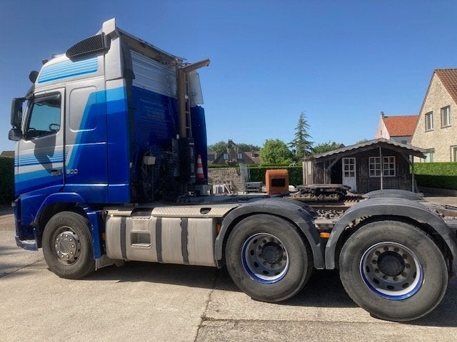auto, Auto's, Vrachtwagens, Particulier, Standkachel, Volvo, Diesel, Euro 5, 2 deurs, Automaat, Blauw, Zwart, Achterwielaandrijving