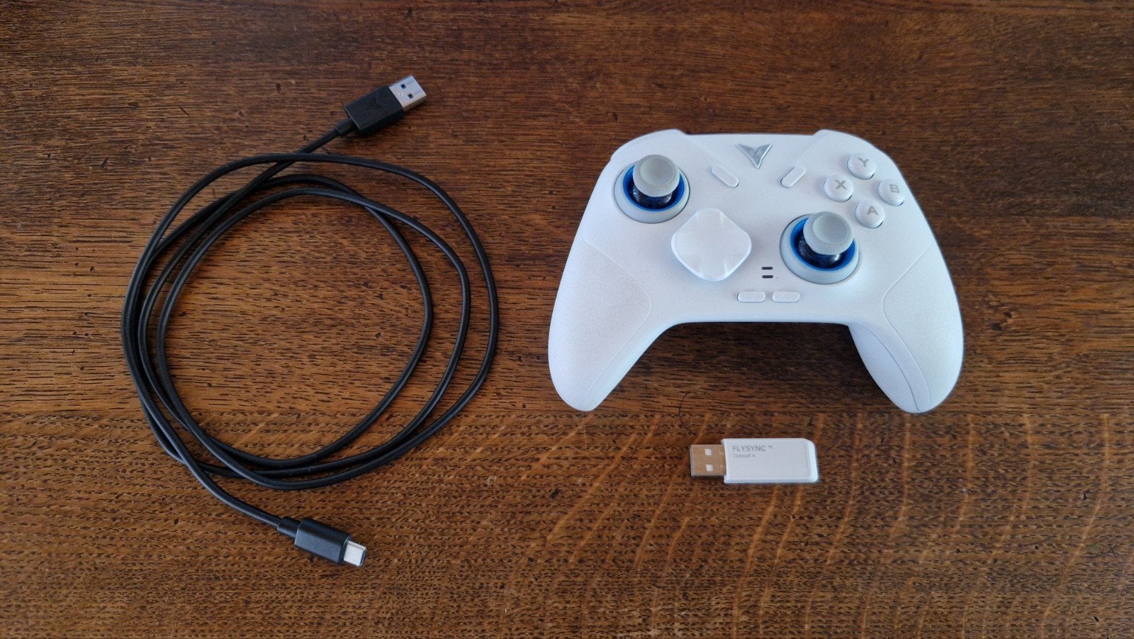 Flydigi direwolf 4 controller, Consoles de jeu & Jeux vidéo, Consoles de jeu | Xbox | Accessoires, Enlèvement, Contrôleur