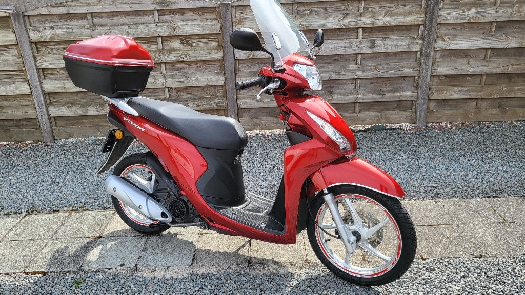 Honda Vision 110, Motos, Scooter, Occasion, Jusqu'à 11 kW, 110 cm³