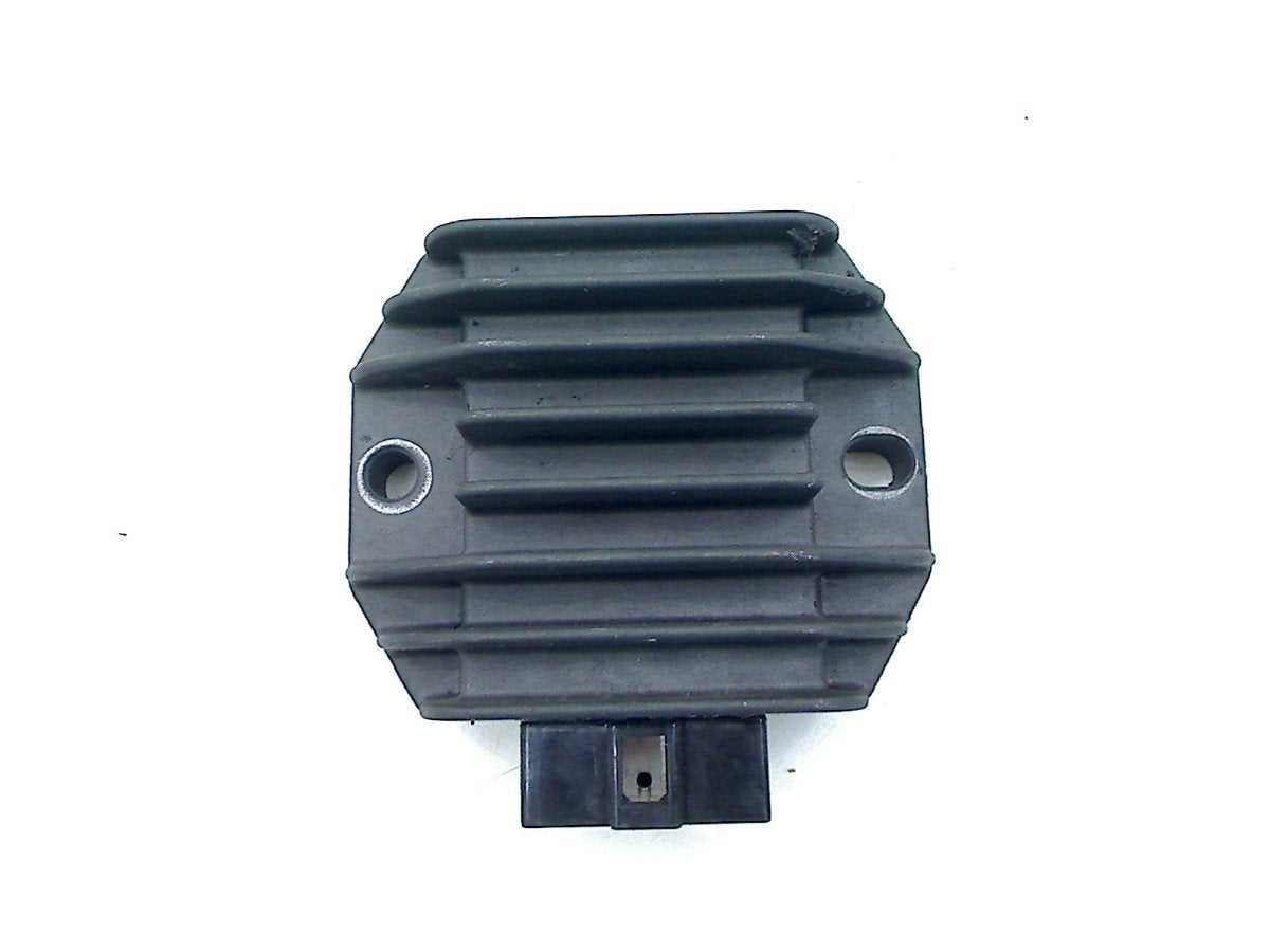 SPANNINGSREGELAAR YZF R125 2008-2013 (YZF-R125 YZFR125), Yamaha Motor Europe N.V., Gebruikt, Customersupport@yamaha-motor.co.uk