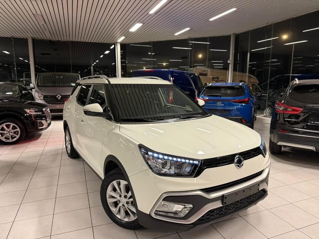 SsangYong XLV 1.6i Benzine 94kW Euro 6c, Auto's, Euro 6, XLV, Leder, Bedrijf