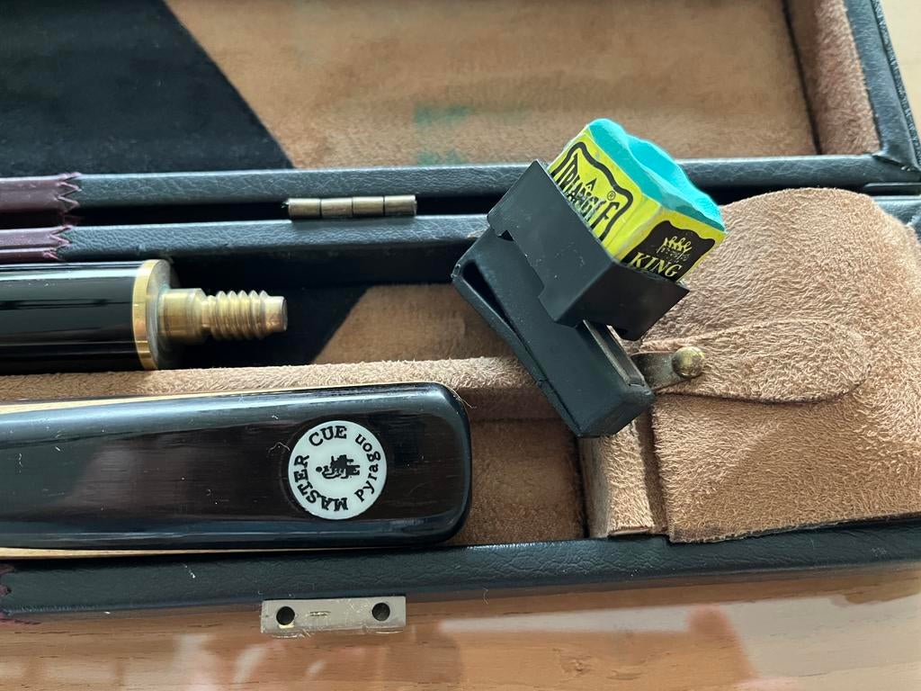 Cue de billard MasterCue + tous les accessoires, Enlèvement, Comme neuf