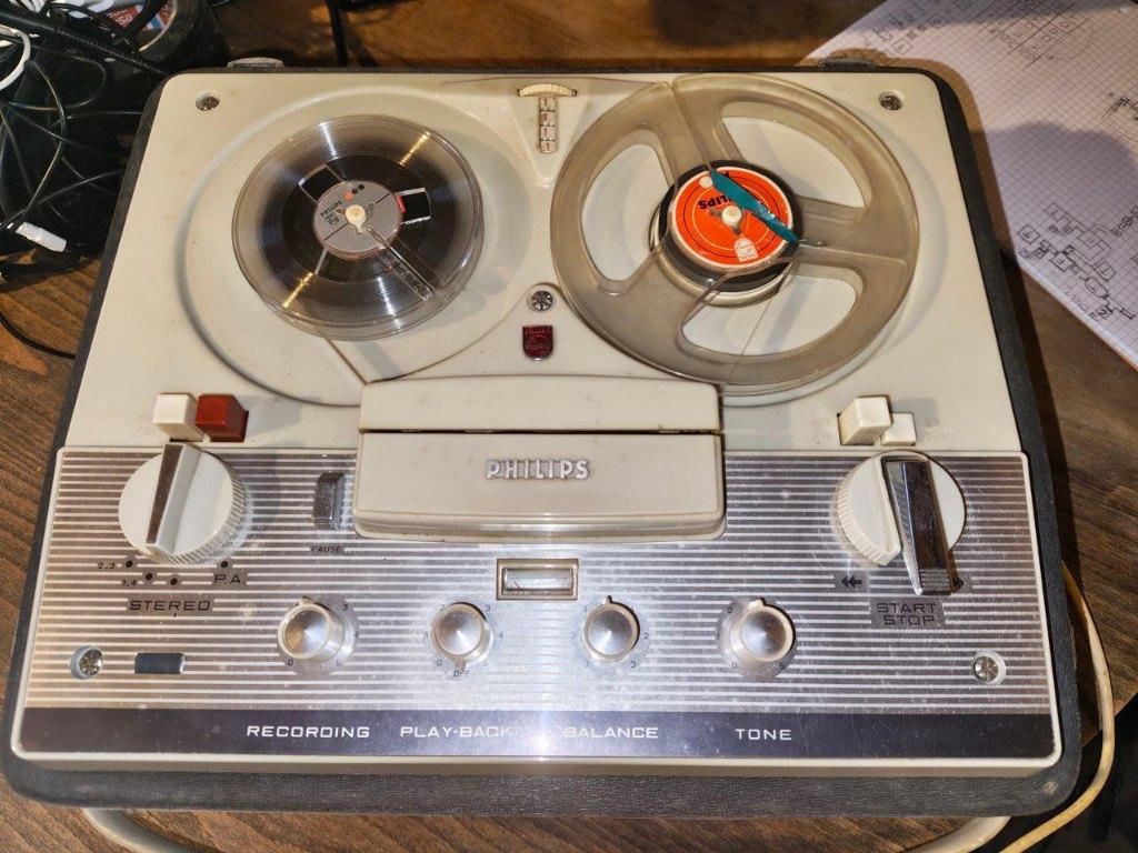 Phillips EL3547A/00A Vintage magnetische recorder, Ophalen, Bandrecorder, Met banden