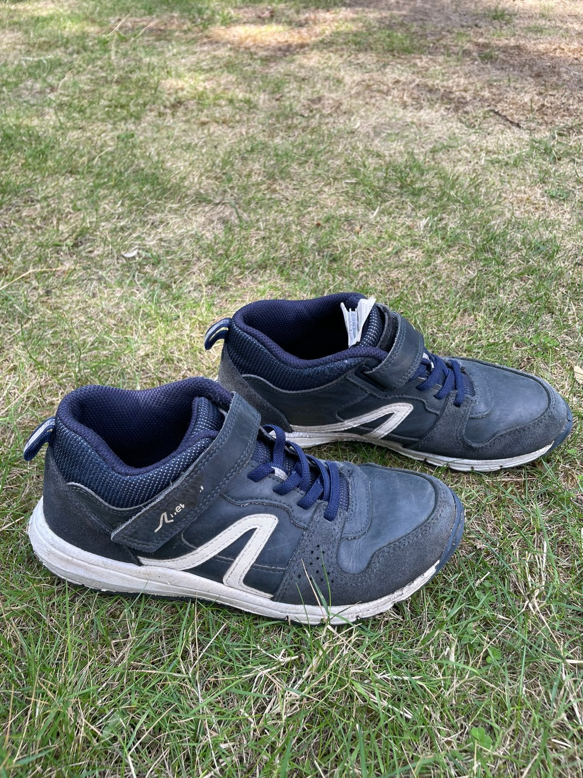 Sportschoenen maat 36, Enfants & Bébés, Vêtements enfant | Chaussures & Chaussettes, Garçon ou Fille, Enlèvement, Utilisé, Chaussures de sport