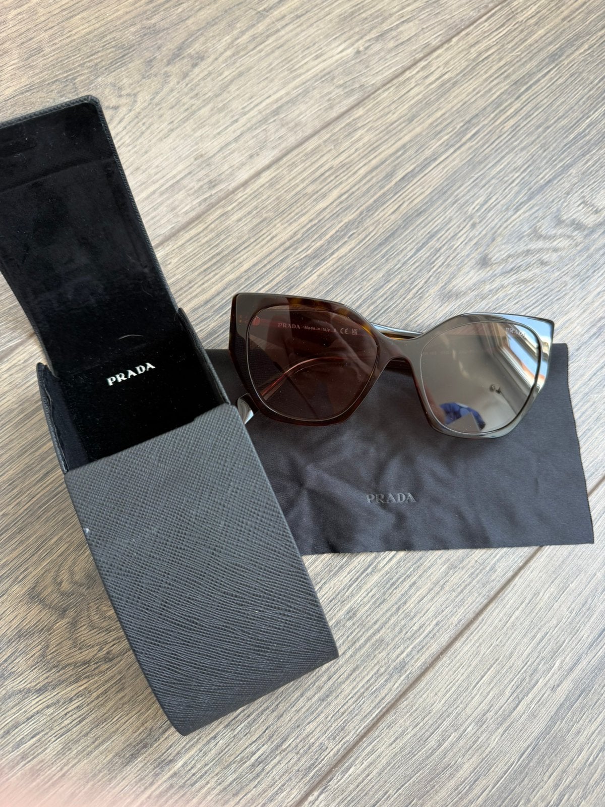 Prada PR 19ZS Havana zonnebril, Ophalen, Zo goed als nieuw, Zonnebril, Prada