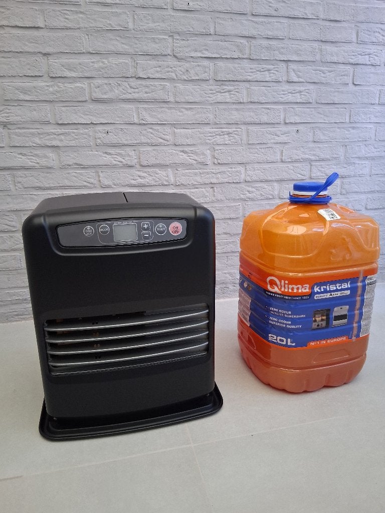 petroleum kachel + kerosine, Huis en Inrichting, Ophalen, Overige brandstoffen, Petroleumkachel, Zo goed als nieuw