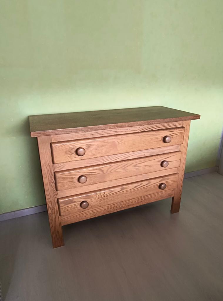 Massief houten ladekast/commode met 3 ruime laden, Huis en Inrichting, Kasten | Ladekasten, Ophalen, Gebruikt, 100 tot 150 cm
