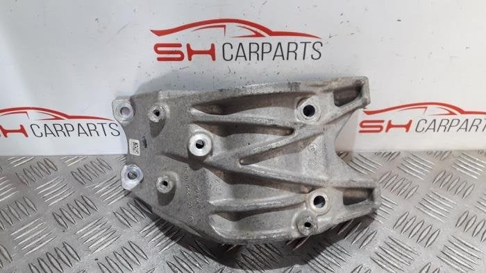 Support moteur d'un Mercedes A-Klasse, Autos : Pièces & Accessoires, Suspension & Châssis, Mercedes-Benz, Utilisé, 3 mois de garantie