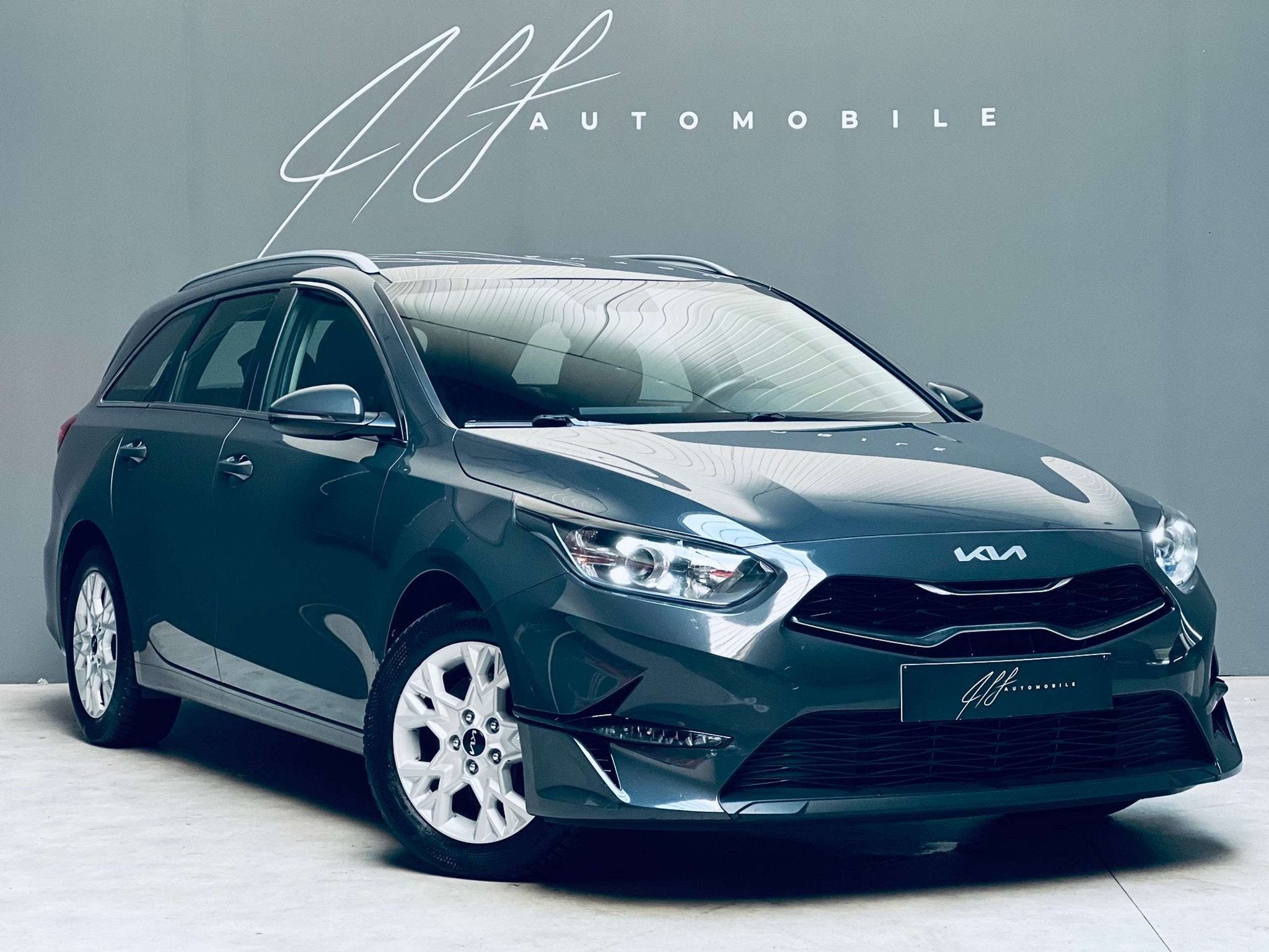 Kia Ceed SW / cee'd SW 1.6 CRDi *CLIMATISATION*CARPLAY*EURO6, Auto's, Gebruikt, 4 cilinders, 136 pk, Bedrijf
