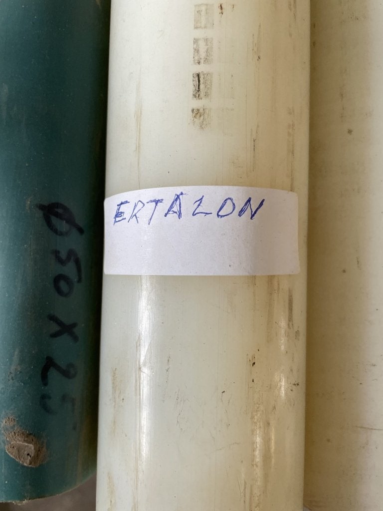 lot « Ertalon » en plastique, Enlèvement, Neuf
