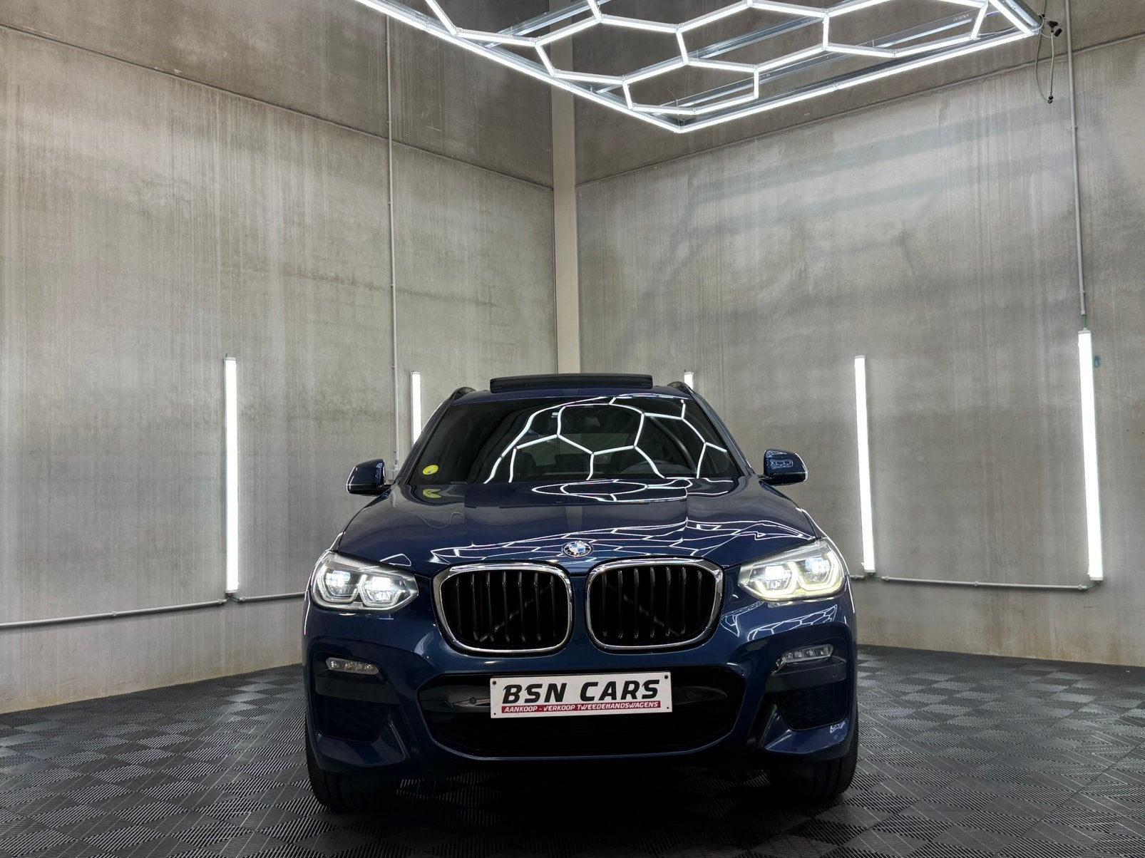 BMW X3/XDRIVE/MPACKET/PANO/HEADUP/1EIGENAAR/SFEER/GARANTIE, Auto's, Automaat, Blauw, Leder, 140 kW