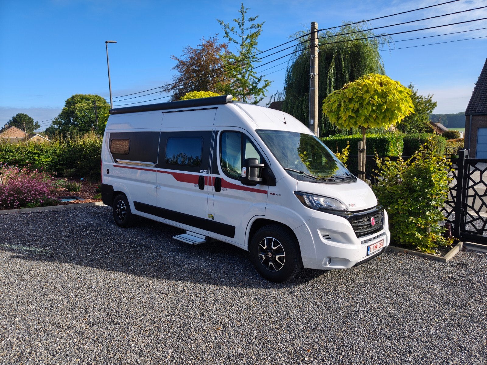 camping car pilote 15000km !!!! état neuf, Caméra de recul, Pilote, Particulier, Électrique